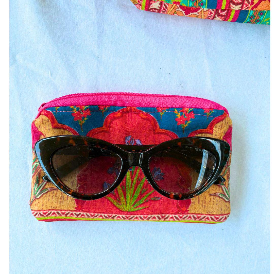 Sari Matching Travel Set