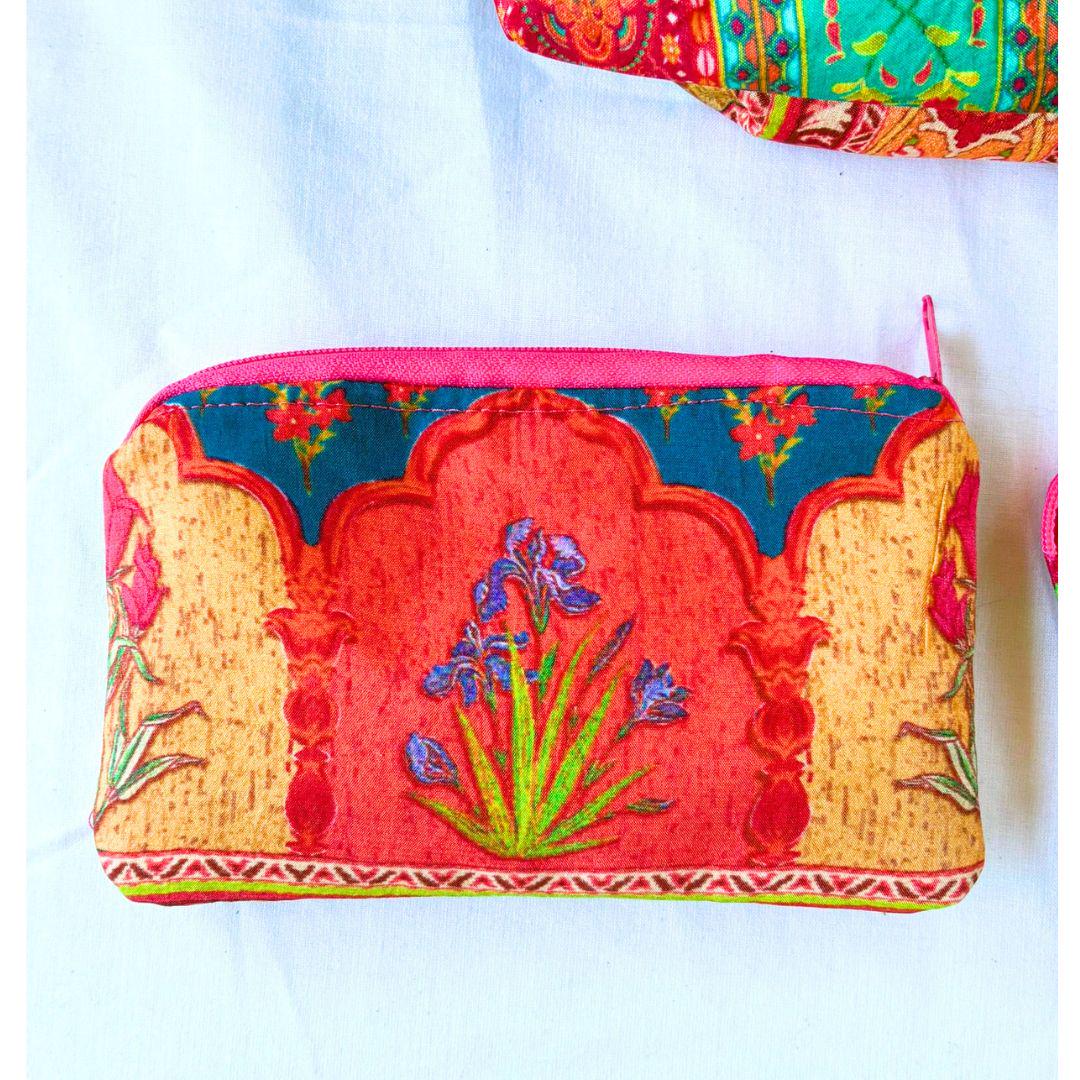 Sari Matching Travel Set