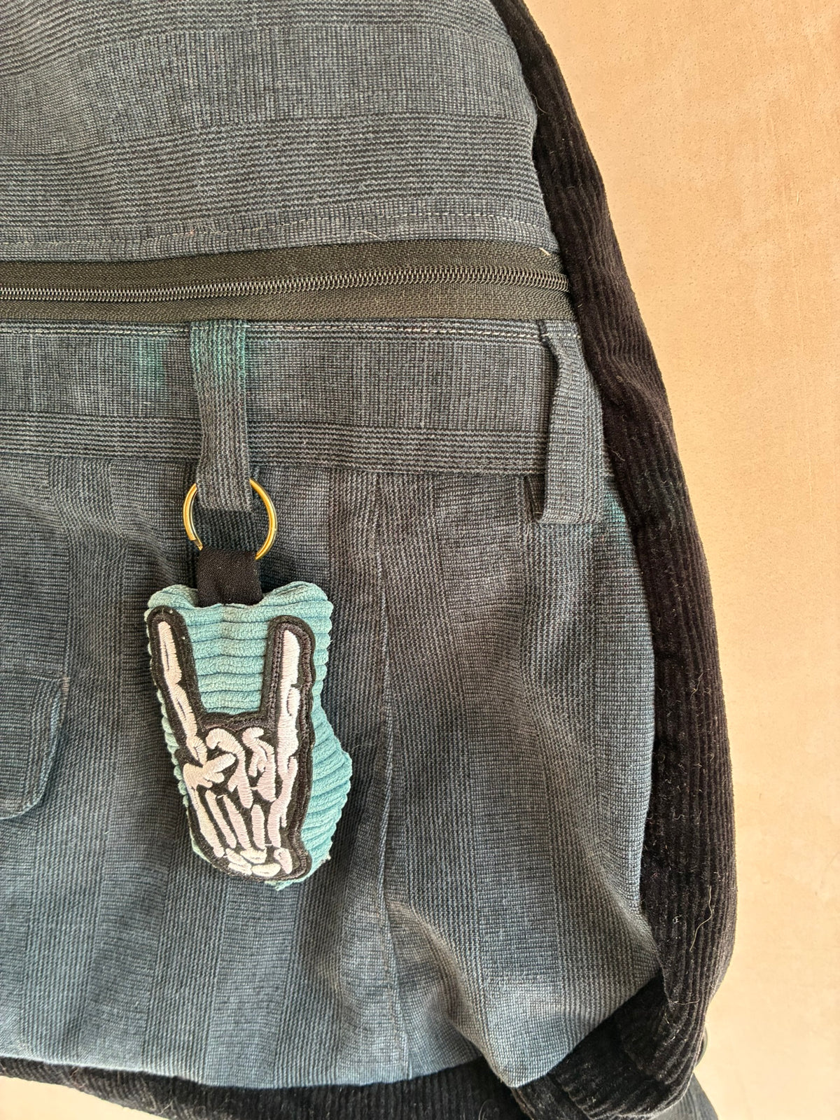 Ground Loop Sling Bag