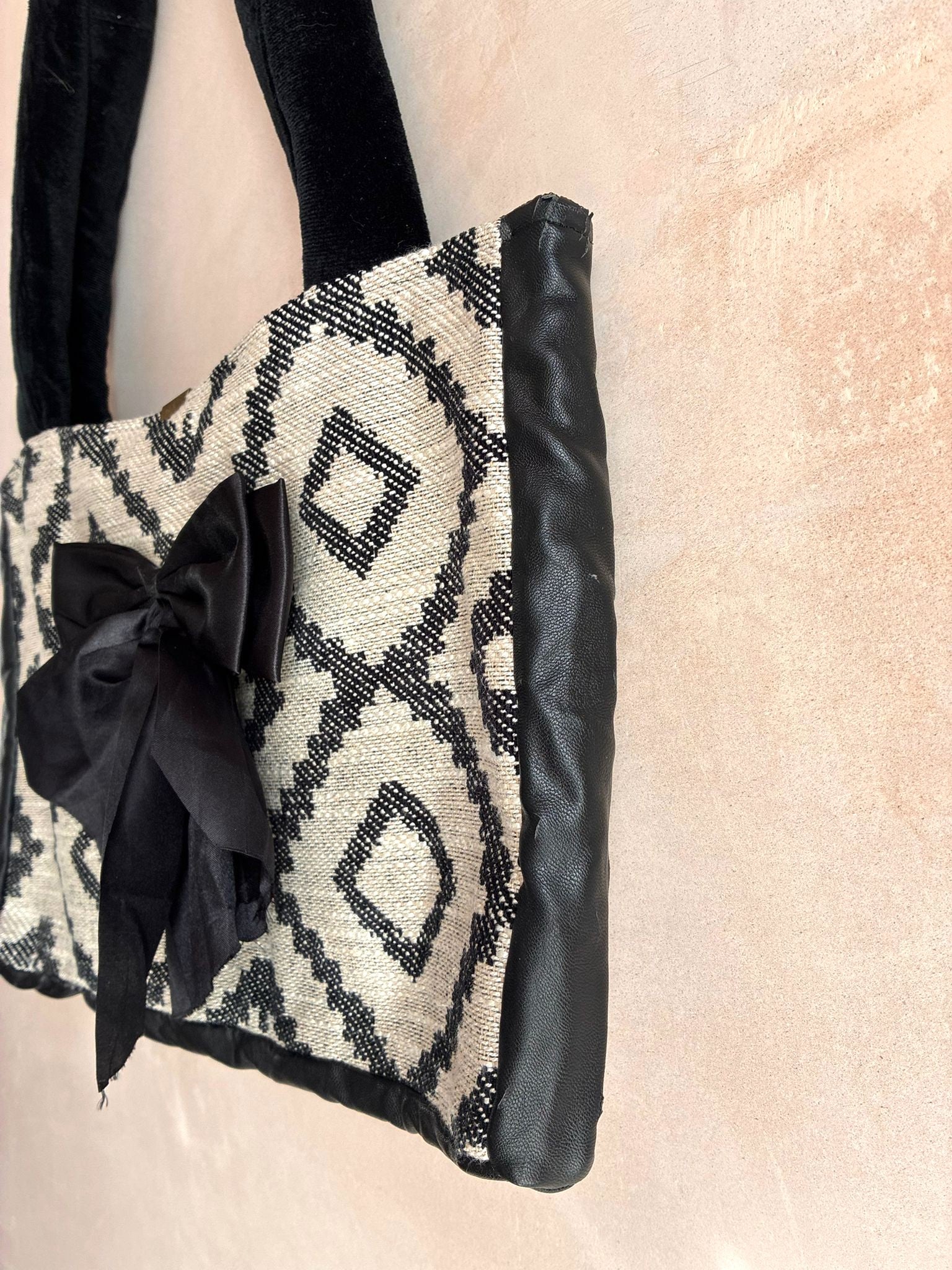 Bellanoir Shopper