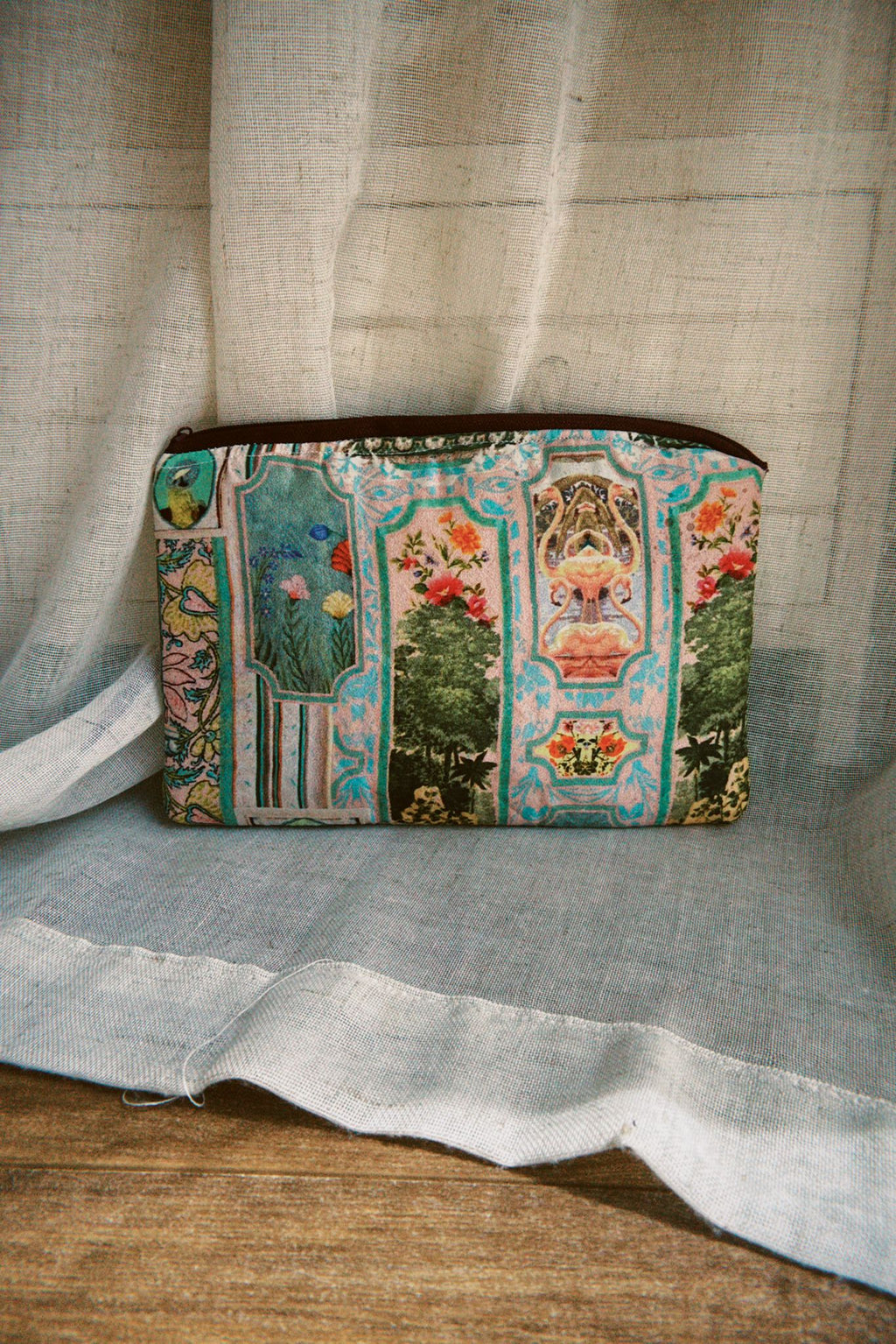 Coquette Garden Pouch