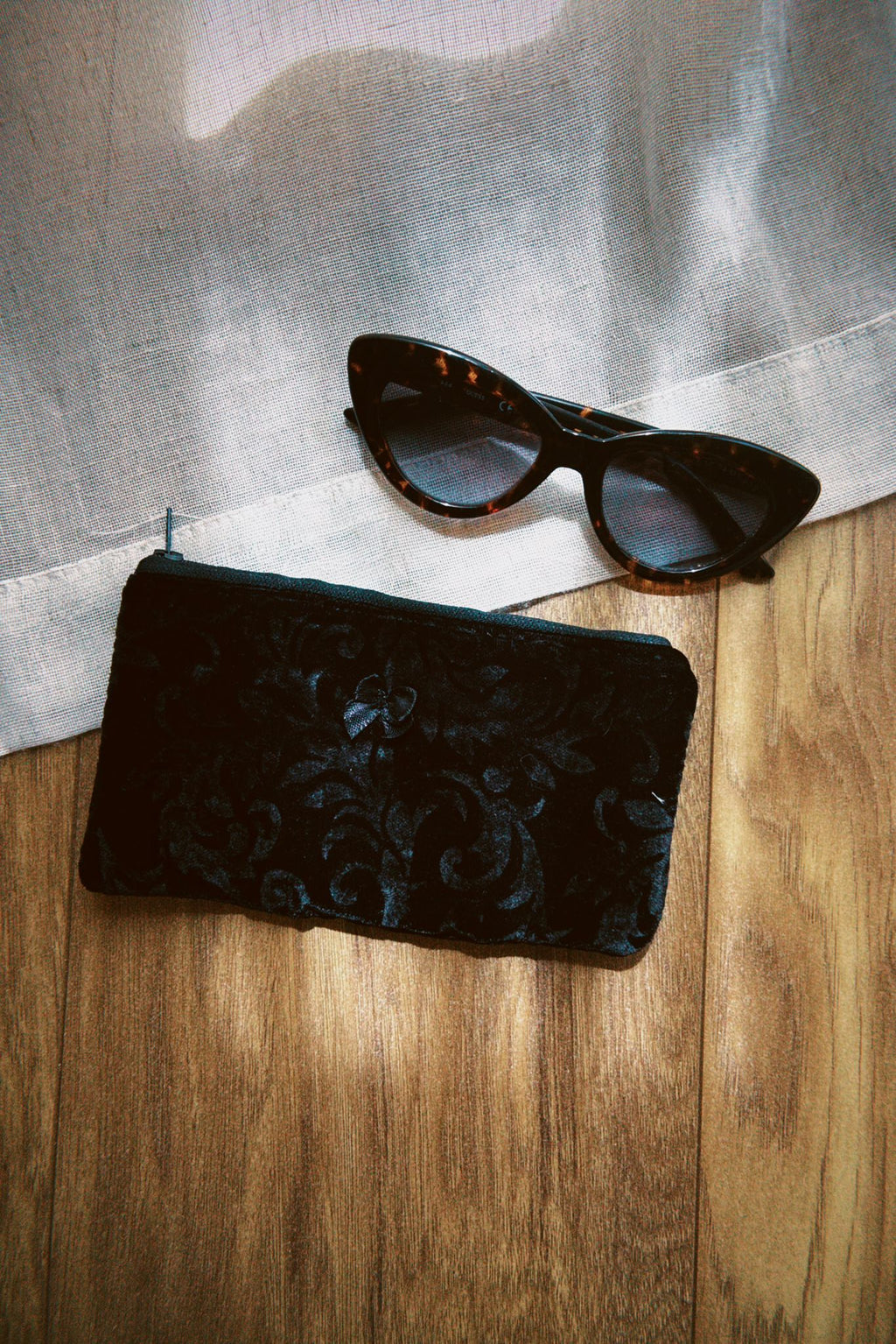 Black Velvet Sunglasses Case