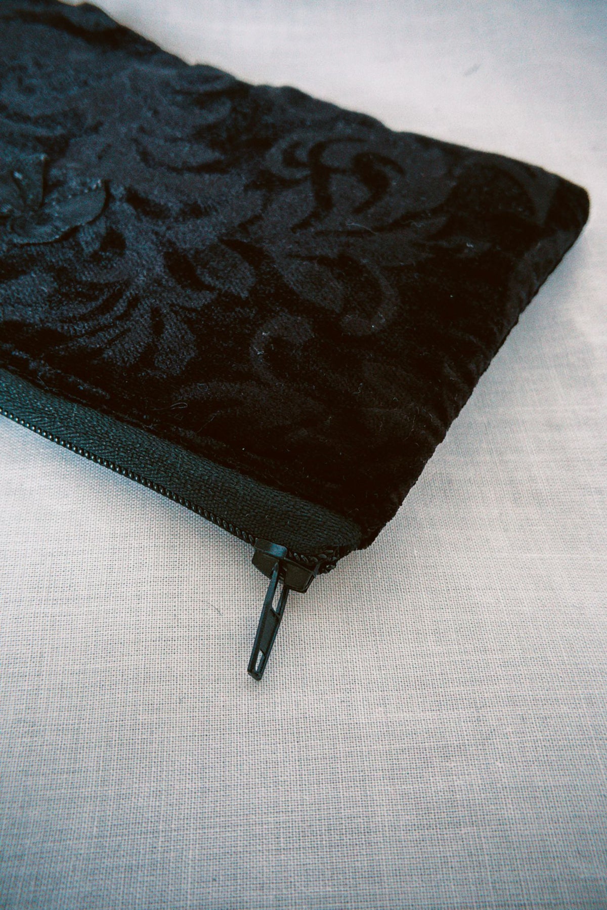 Black Velvet Sunglasses Case