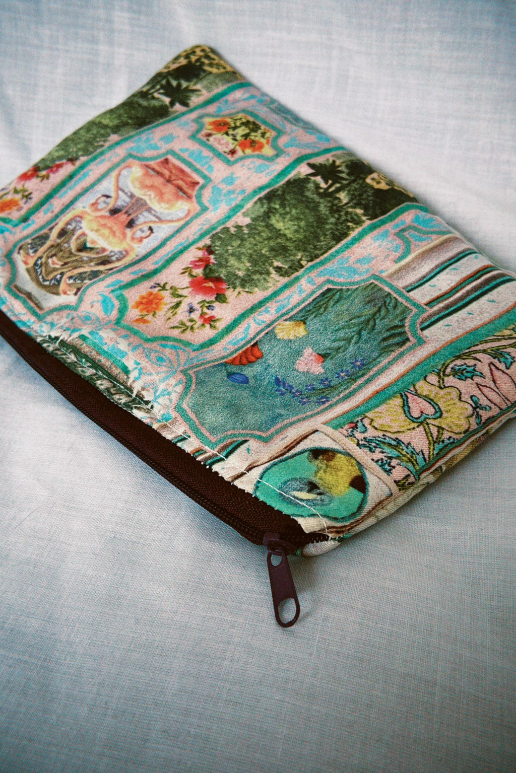 Coquette Garden Pouch