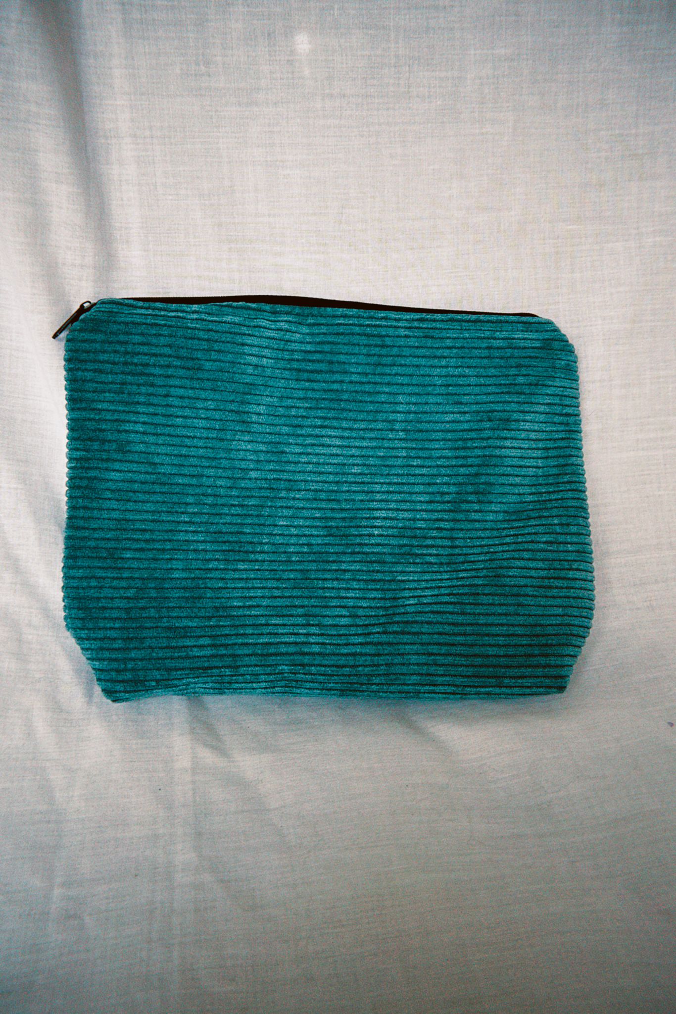 Skull Corduroy Pouch