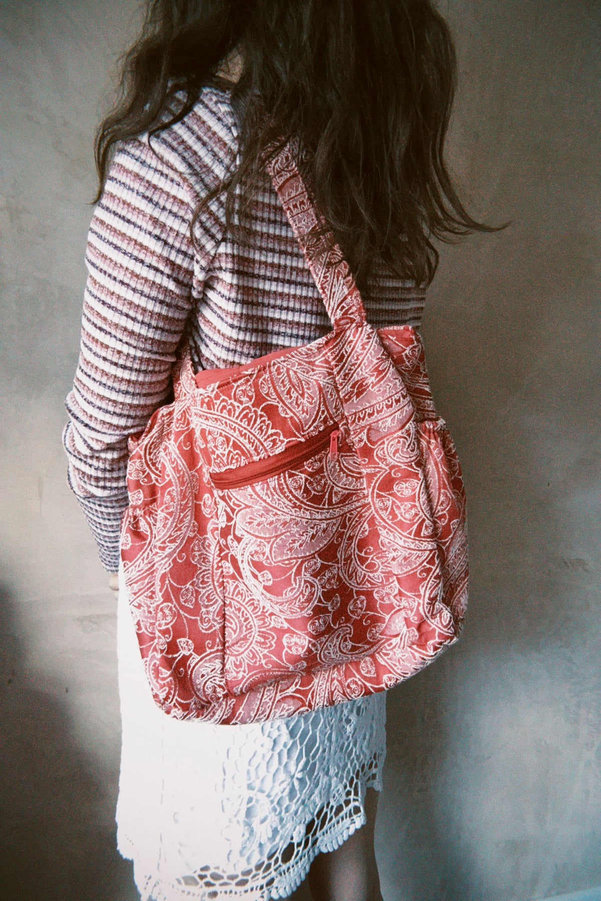 Rosewood Multi-Pocket Tote Bag