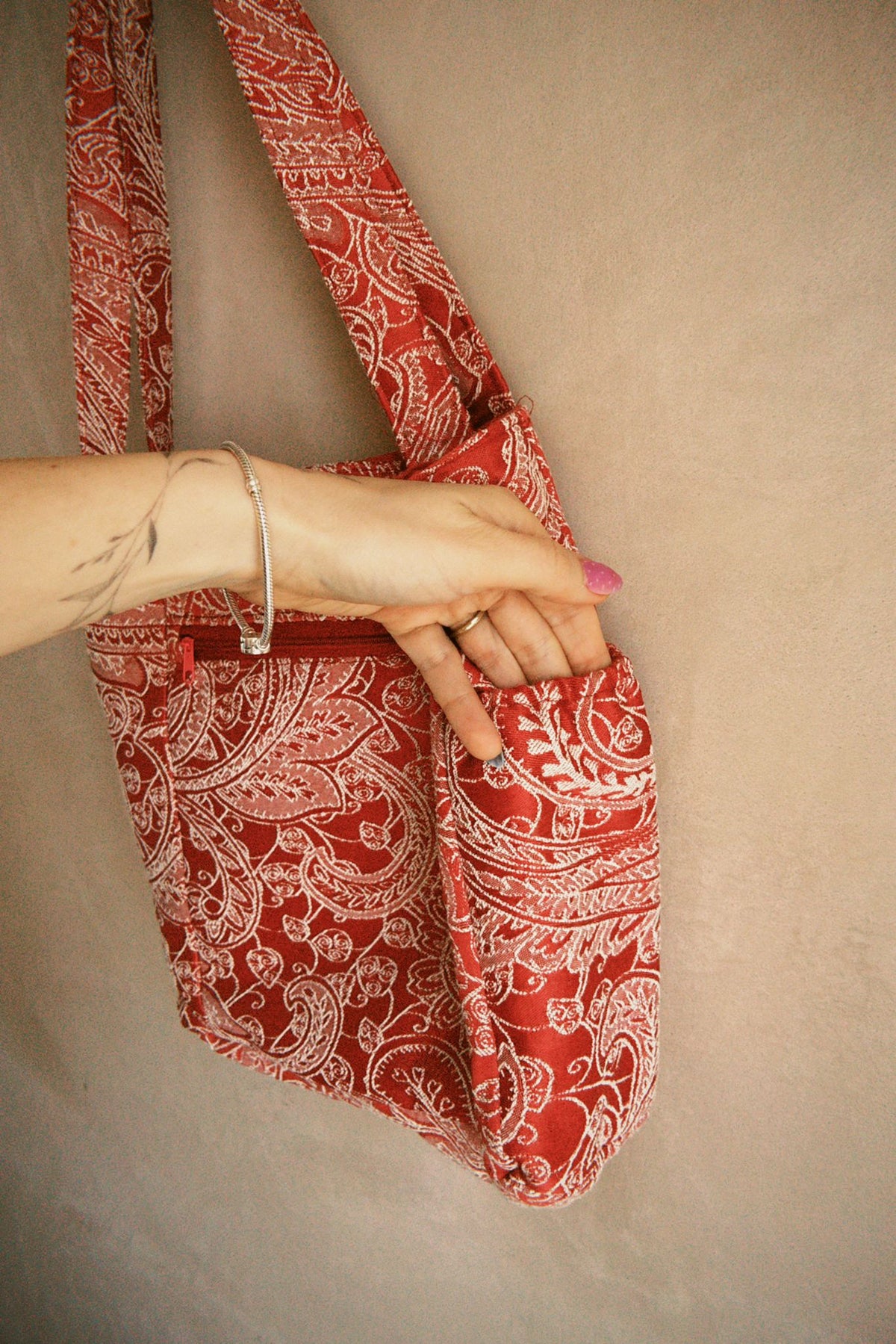 Rosewood Multi-Pocket Tote Bag