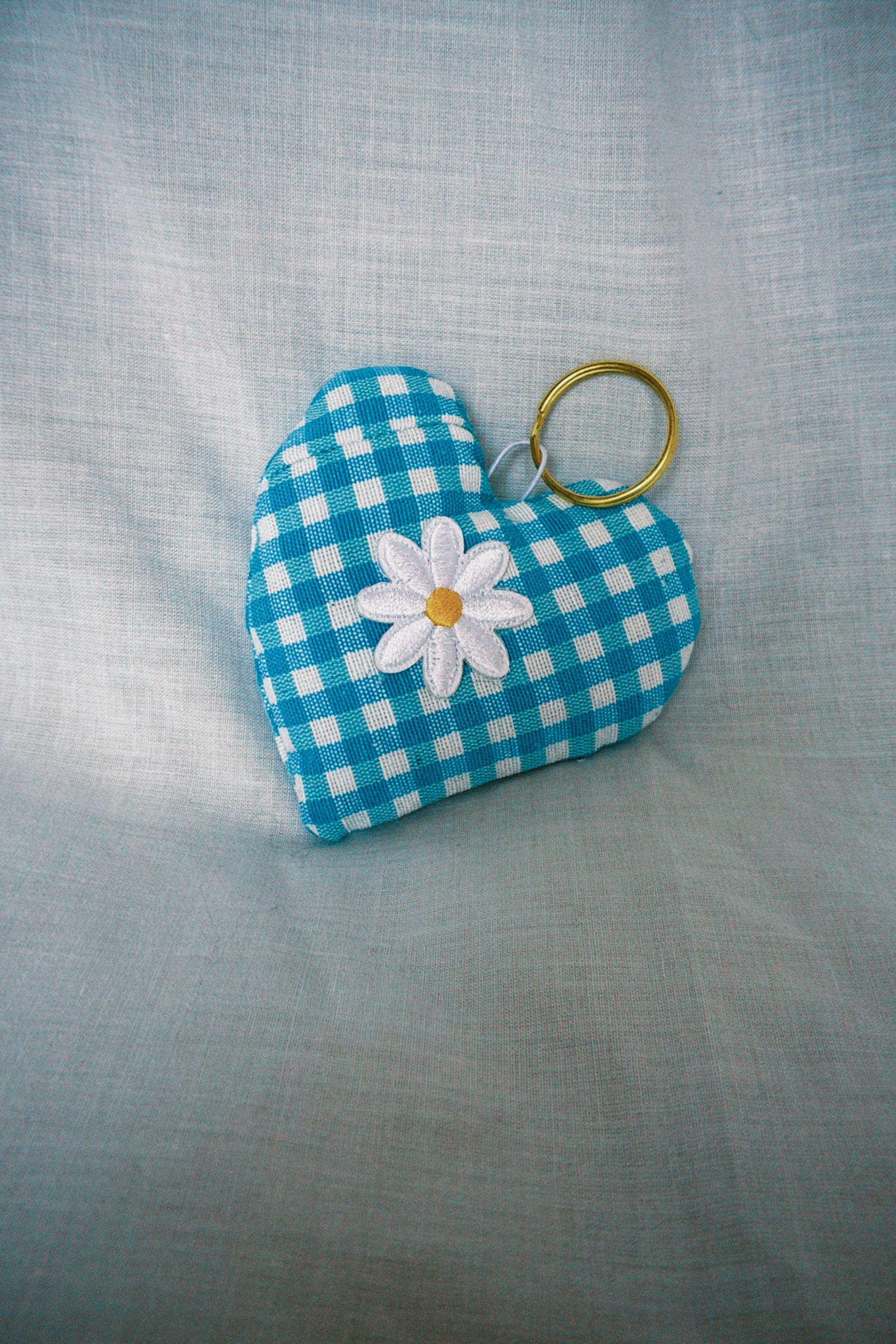 Blue Gingham Daisy Scrappy Heart Keyring