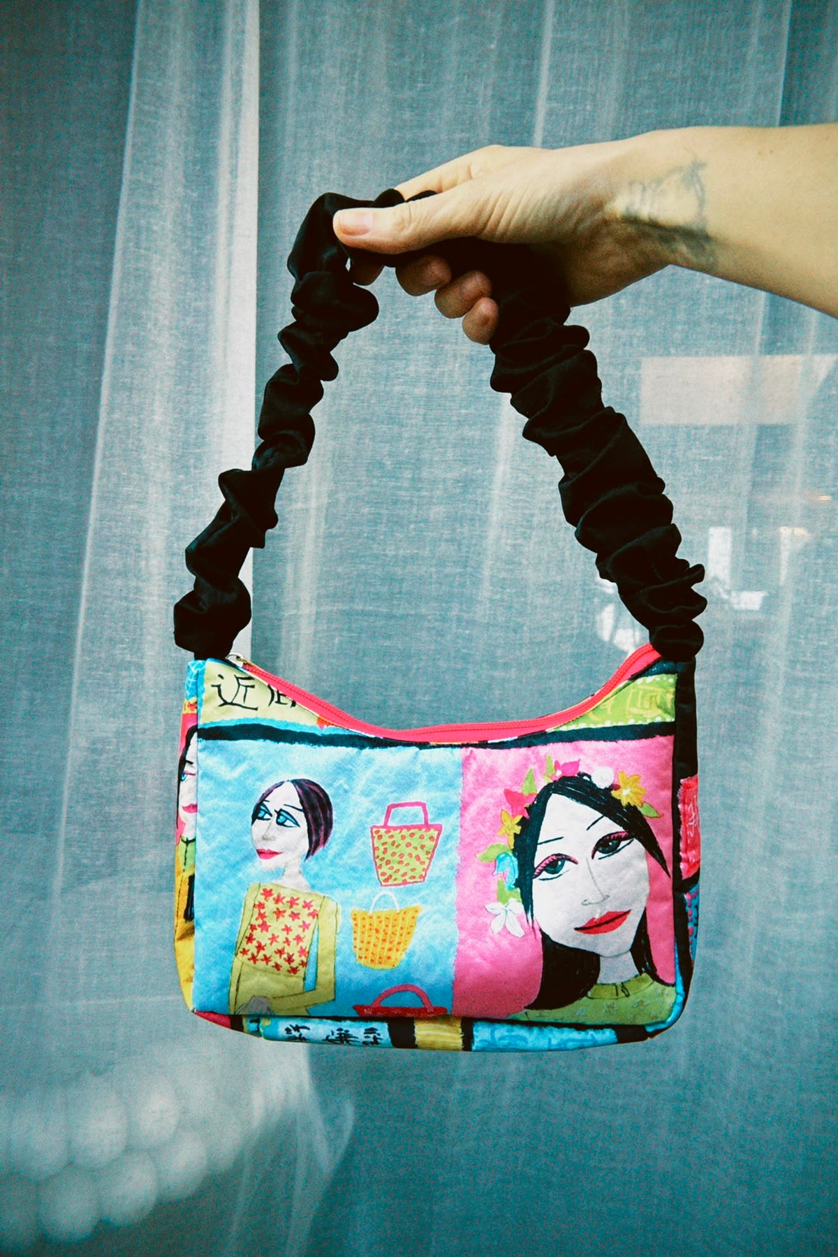 Mitsu Baguette Bag