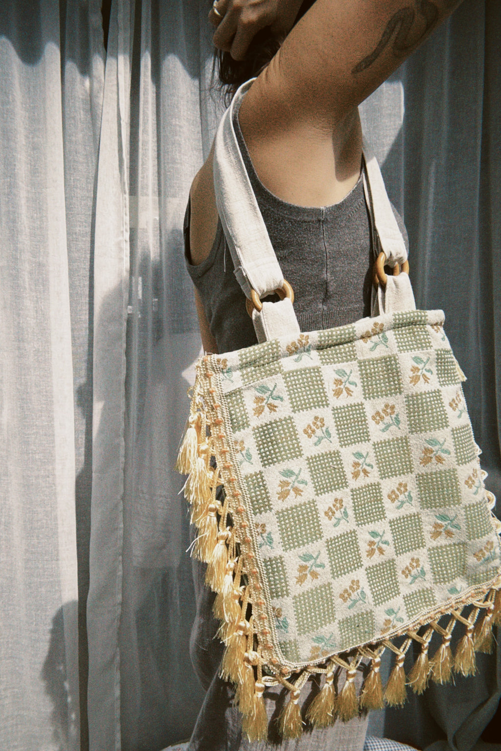 Joni Tote